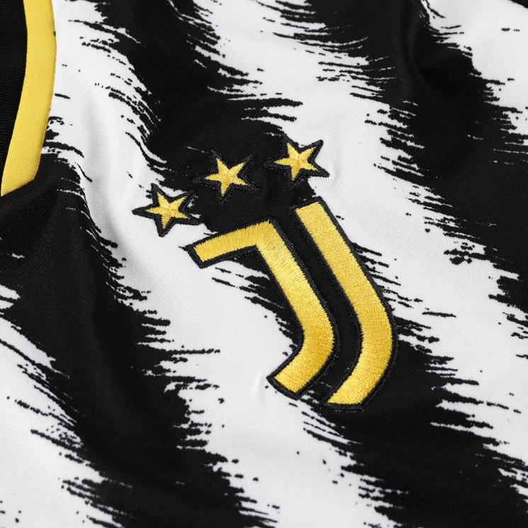 Juventus home kit 23/24: ricorda la zebra