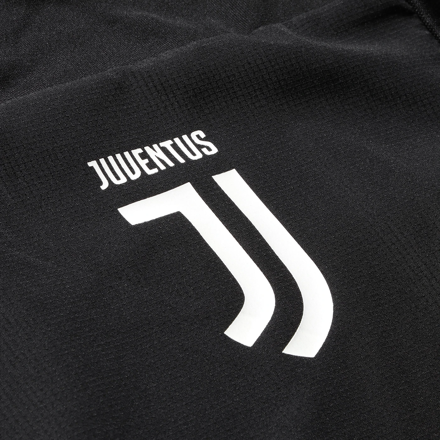 JUVENTUS BLACK TRAINING TOP 2018/19