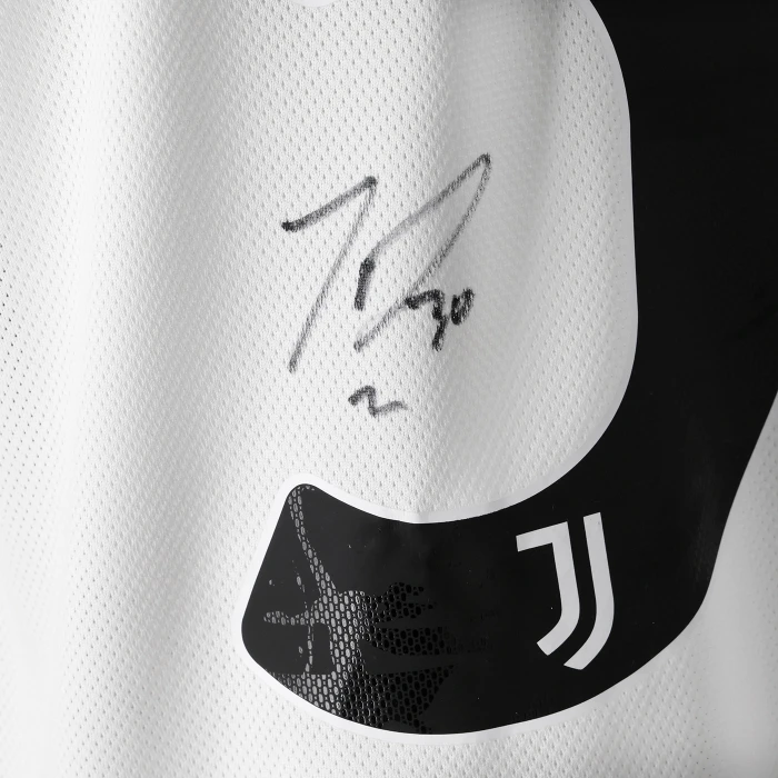 BREMER AUTOGRAPHED JUVENTUS HOME AUTHENTIC JERSEY 2025/26