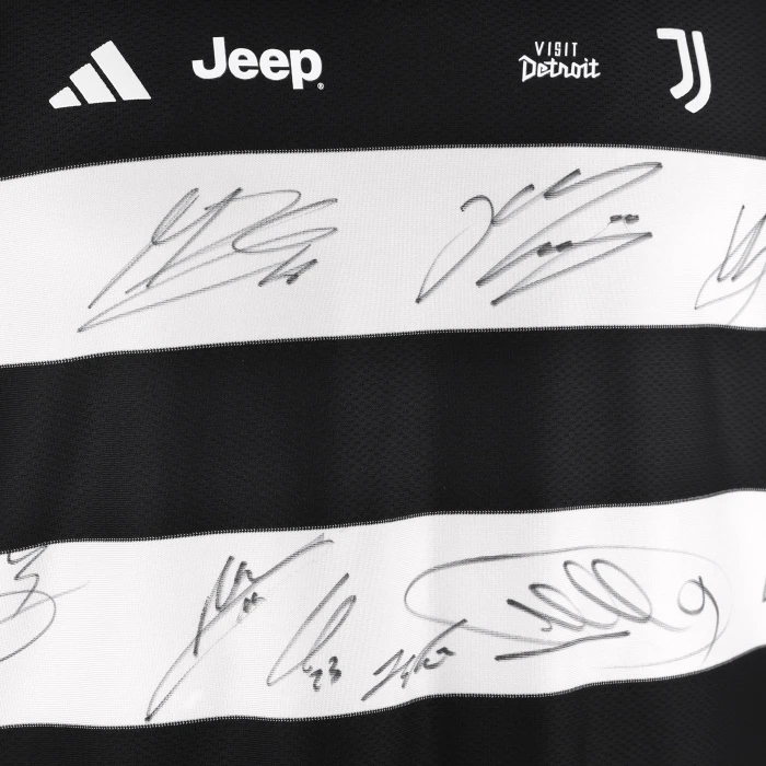 JUVENTUS PLAYERS SIGNED SGURA PACK JERSEY